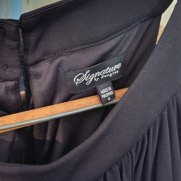 Black Full Length Dress - Picture 3 of 4